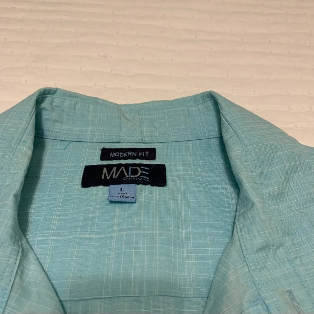 Men’s button up bundle - Picture 5 of 11